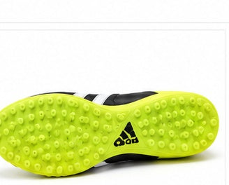 Adidas – Atlete Futbolli Turf, E Zezë / Neon